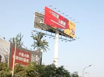 滨海户外广告怎么做才能让人一眼记住？